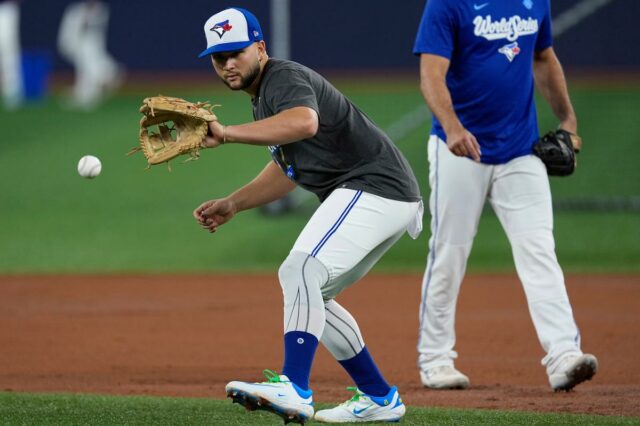 Bo Bichette, do Blue Jays, pode fazer a esperada estreia na pós-temporada na World Series

