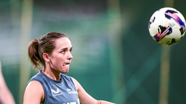 Caneca feminina ODI Globe 2025: Índia enfrenta Nova Zelândia com vaga na semifinal em risco 

