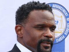 Estrela de ‘Family Matters’ Darius McCrary é libertada da custódia em meio a problemas legais darius-mccrary-getty-1