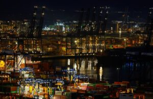 China rebate custos portuários dos Estados Unidos com taxas vingativas China rebate custos portuários dos Estados Unidos com taxas vingativas