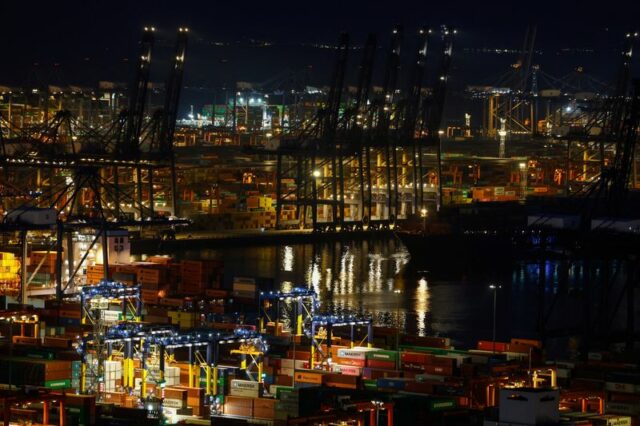 China rebate custos portuários dos Estados Unidos com taxas vingativas 

