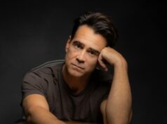 Colin Farrell festejou como se fosse sua festa de aniversário enquanto filmava ‘Minority Record’. O navio Tom Cruise não ficou encantado Colin Farrell festejou como se fosse sua festa de aniversário enquanto filmava 'Minority Record'. O navio Tom Cruise não ficou encantado