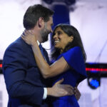 Desenho animado de Mike Luckovich