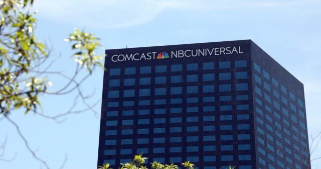 Comcast revela interesse nos estúdios e streamer da Warner Bros. Comcast revela interesse nos estúdios e streamer da Warner Bros.