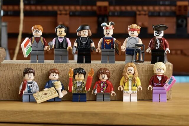 Conjunto de Lego 'The Goonies' dá vida ao navio Inferno com a ajuda de Ke Huy Quan

