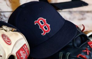 Contrato seguinte do Red Sox Celebrity Infielder projetado para 3 anos, US$ 75 milhões Boston Red Sox hat