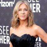 LOS ANGELES, Califórnia - 19 de janeiro: Jennifer Aniston participa do 26º Screen Actors Guild Awards anual no Suriário Auditório em 19 de janeiro de 2020 em Los Angeles, Califórnia. (Foto de Leon Bennett/Getty Images)