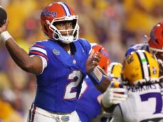 Crescendo filho: Gators contratam Spurrier Jr. para ajudar QB Crescendo filho: Gators contratam Spurrier Jr. para ajudar QB