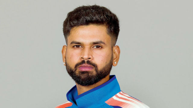 DILIP VENGSARKAR AMPENDO POR SHREYAS IYER DABILIDADE PARA CRICKET BLANCO 


