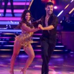 'DWTS' Tiktok Night traz as lágrimas- e uma remoção surpreendente