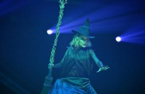 ‘Dançando com o destino’ Noite maligna: regimes psicológicos trazem os primeiros 10 anos do período 'Dançando com o destino' Noite maligna: regimes psicológicos trazem os primeiros 10 anos do período