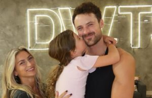 ‘Dancing With Destiny’ atinge novo recorde com 50 milhões de votos em uma noite de devoção emocionante e cheia de reuniões 'Dancing With Destiny' atinge novo recorde com 50 milhões de votos em uma noite de devoção emocionante e cheia de reuniões