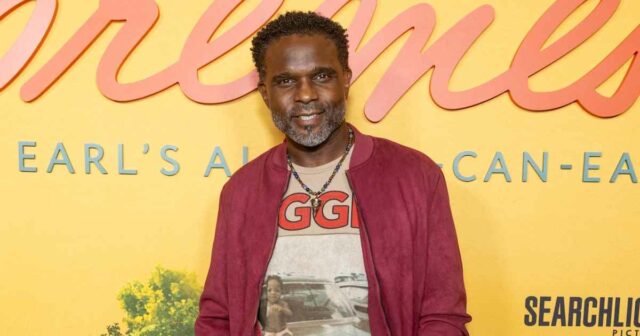 GettyImages-2172249428 Darius McCrary enfrenta anos de prisão em pensão alimentícia não remunerada