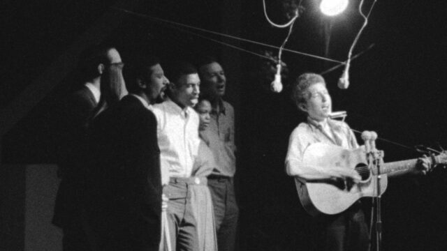 Depoimento de 'Newport & the Great Individual Desire': Um docudrama arrebatador revela por que o evento individual de Newport também era elétrico quando era acústico 

