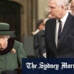 Andrew está sendo despejado do Royal Lodge, a mansão de 30 quartos perto do Castelo de Windsor, onde mora desde 2003.