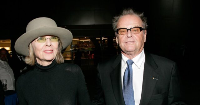 GettyImages-155196118 Bette Midler presta homenagem a Diane Keaton.jpg