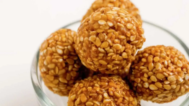 Diwali 2025: Siga estes pratos simples para desfrutar destes 4 alimentos açucarados saudáveis 

