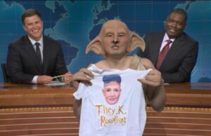 Dobby de Bowen Yang luta com um colapso do armário, protege JK Rowling na atualização do fim de semana ‘SNL’ | videoclipe Dobby de Bowen Yang luta com um colapso do armário, protege JK Rowling na atualização do fim de semana 'SNL' | videoclipe