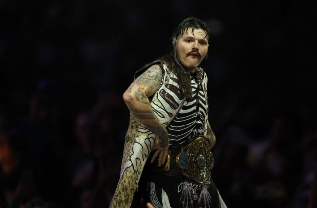 wwe star dominik mysterio at 2025 summerslam