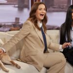 Drew Barrymore ganha o primeiro Emmy profissional com sucesso de melhor apresentador de talk show