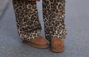 Economize dinheiro! 17 conjuntos de botas que lembram Uggs – a partir de US$ 24 (Foto de Jeremy Moeller/Getty Images)