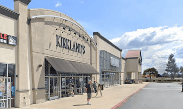 Em meio à reinicialização do Bed Bath & Beyond, uma Em meio à reinicialização do Bed Bath & Beyond, uma loja Kirkland's Home na Bay Area será fechada