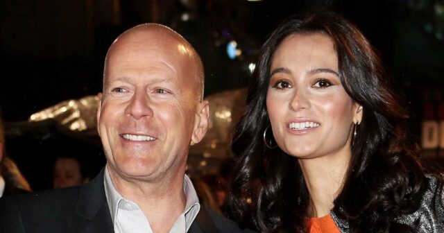 Emma Heming Willis responde à ‘objeção’ sobre Bruce Willis residir GettyImages-521278232 Como Emma Heming Willis disse às filhas que Bruce estava se mudando para a segunda casa