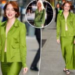 Emma Stone aparece com o icônico visual verde 'Great Expectations' de Gwyneth Paltrow dos anos 90