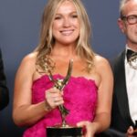 Erin Doyle se inscreve com o Círculo de Produtores 'SNL' da SNL