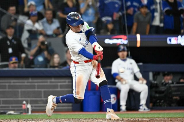 Esses Blue Jays estão dando seu próprio toque vencedor na Esses Blue Jays estão dando seu próprio toque vencedor na World Series