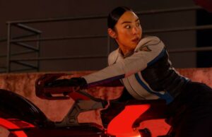 Exatamente como ‘Tron: Ares’ e sua cena de relatórios de crédito final conectam o passado do negócio de franquia ao seu futuro Exatamente como 'Tron: Ares' e sua cena de relatórios de crédito final conectam o passado do negócio de franquia ao seu futuro