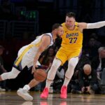 Exatamente como aproveitar Warriors vs Lakers: transmissão ao vivo da primeira noite da NBA, rede de televisão
