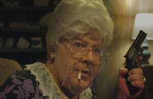 ‘F– meu filho!’ Estabelece uma corrida teatral; Compartilha o primeiro vídeo da NSFW no trailer (exclusivo) 'F-- meu filho!' Estabelece uma corrida teatral; Compartilha o primeiro vídeo da NSFW no trailer (exclusivo)