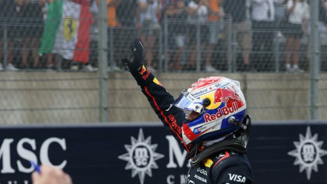 F1: Verstappen obtém vitória no sprint do Grande Prêmio dos Estados Unidos depois que os líderes do título da McLaren desabaram na primeira volta 

