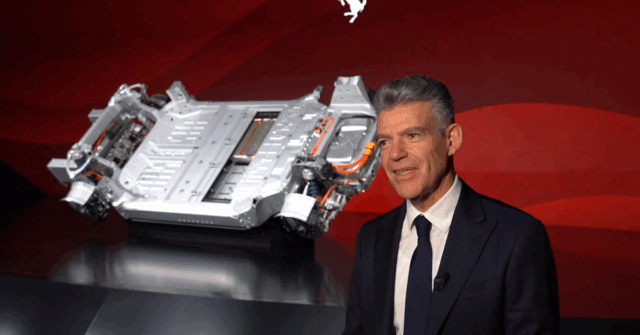 O diretor de desenvolvimento de produtos da Ferrari, Gianmaria Fulgenzi, enfatizou a importância do anúncio.