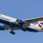 Fumaça a bordo força avião da British Airways a pousar de emergência