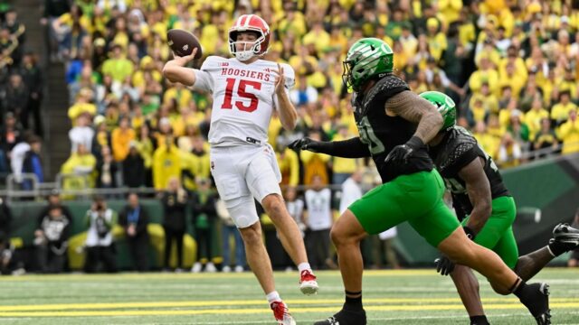 Futebol universitário, semana 7: Indiana causa grandes problemas ao ganhar Oregon 

