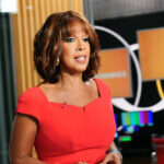 Gayle King nega que esteja deixando a CBS, apesar dos relatos generalizados de que ela terminou: ‘Eles me querem aqui’