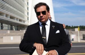 George Santos afirma que falou com Trump logo após o lançamento George Santos afirma que falou com Trump logo após o lançamento