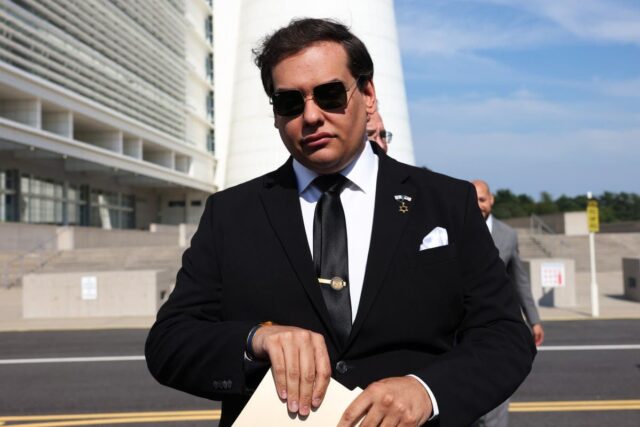 George Santos afirma que falou com Trump logo após o lançamento 

