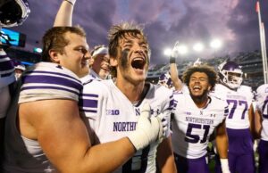 Gigantes da semana 7: facadas em artigos do noroeste do Texas Gigantes da semana 7: facadas em artigos do noroeste do Texas