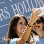 'Gilmore Girls' aos 25 anos: com responde a Stars Hollow, seguidores agrupam um entretenimento de um programa precioso