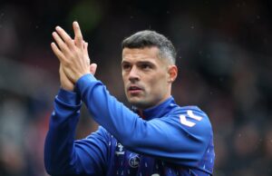 Granit Xhaka presume que Guy Utd tem um jogador que é realmente muito melhor do que Cole Palmer Bruno Fernandes joga contra o Sunderland em Old Trafford