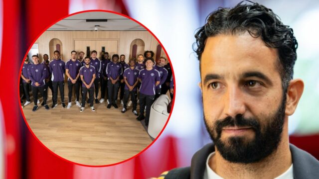 O técnico do Manchester United, Ruben Amorim, chega antes da partida da Premier League entre Manchester United e Burnley em Old Trafford em 2025, em Manchester, Inglaterra.