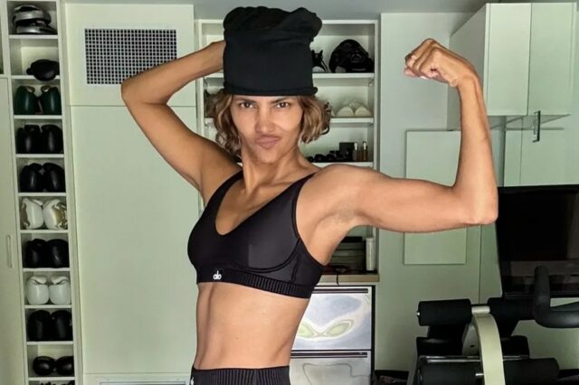 Halle Berry flexiona os impressionantes músculos do braço e mais fotos de estrelas

