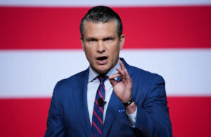 Hegseth encerra as principais autoridades da Marinha Yahoo news home