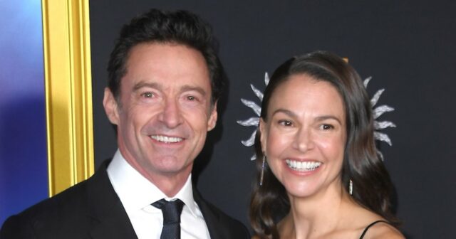 Hugh Jackman e Sutton Foster fazem o lançamento do tapete Cronograma de relacionamento de Sutton Foster e Hugh Jackman