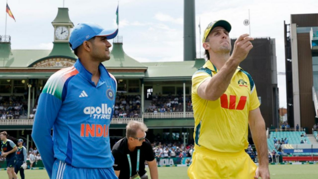 IND vs AUS terceiro ODI: Mitchell Marsh vence lance; Austrália IND vs AUS terceiro ODI: Mitchell Marsh vence lance; Austrália decide rebater inicialmente