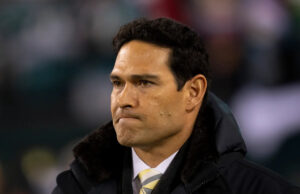 Imagens de vídeo de segurança revelam o que Mark Sanchez estava fazendo no passado e depois do esfaqueamento em Indianápolis Download app from appStore