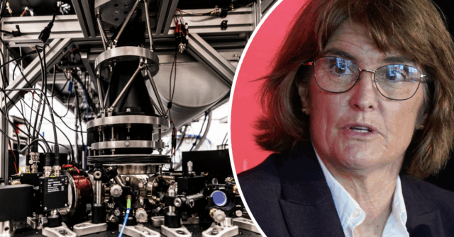 A governadora do Reserve Bank da Austrália, Michele Bullock, fala no The Daily Telegraph Future Sydney Bradfield Oration, realizada na Opera House em Sydney em 24 de outubro de 2025.